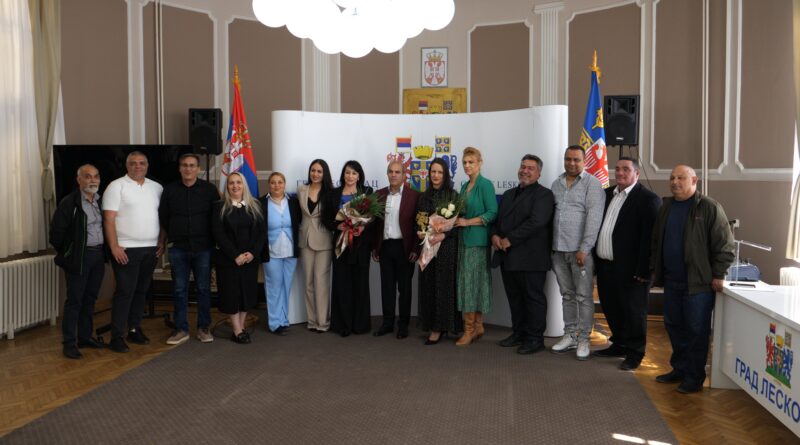 POVODOM MEĐUNARODNOG DANA ROMA DANAS JE U SVEČANOJ SALI GRADA PRIREĐEN PRIJEM ZA PREDSTAVNIKE OVE NACIONALNE ZAJEDNICE