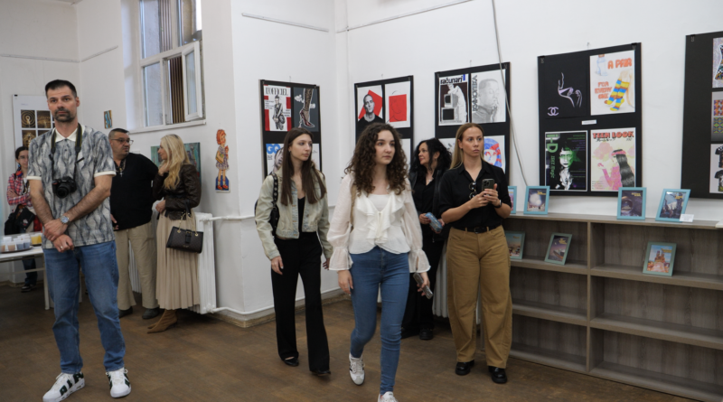 U BIBLIOTECI OTVORENA IZLOŽBA ,,SUSRET“